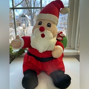 Vintage International Silver Co nylon plush red & white Santa Clause w/ bag